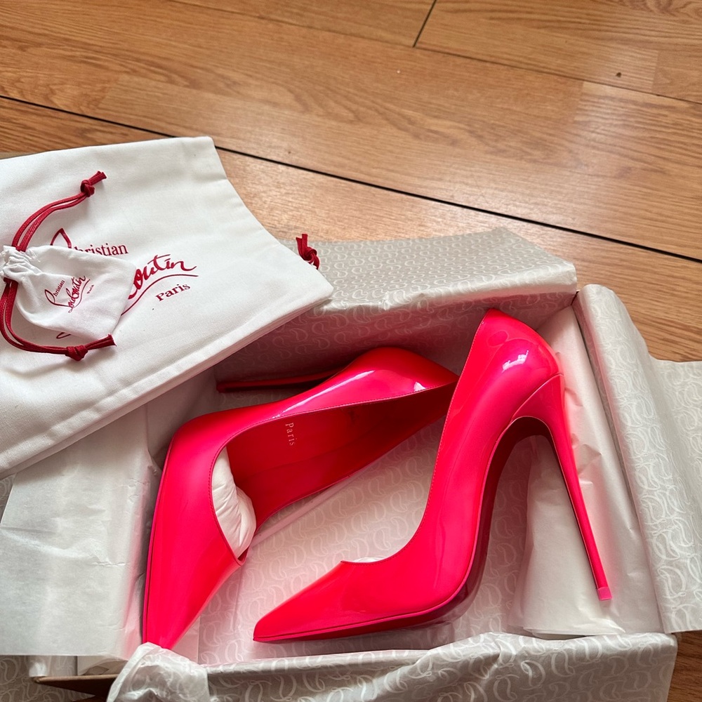 Christian Louboutin Hot Pink Patent Pigalle Follies Pointed-Toe Pump - Picture 4 of 5